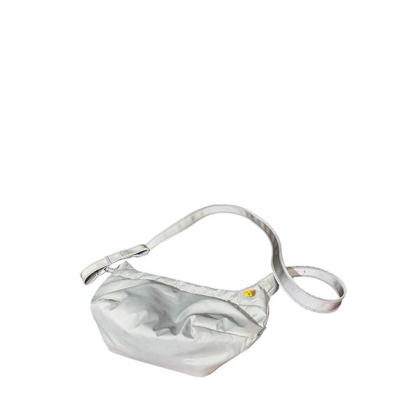 Pacsafe vinyl bag in great condition - Picture 1 of 8